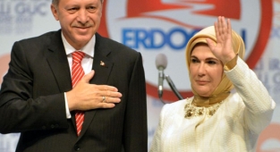 Cumhurbaşkanı Erdoğan'a siyasilerden geçmiş olsun mesajları