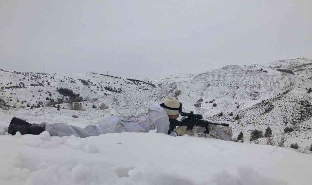 Dağlar karlı onlar kararlı