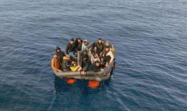 Datça'da 19 göçmen kurtarıldı