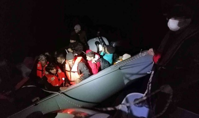 Datça'da 28 düzensiz göçmen yakalandı