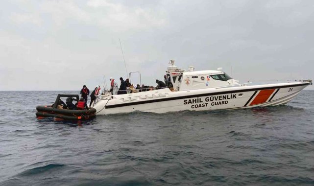 Datça'da Yunanistan tarafından geri itilen 38 düzensiz göçmen kurtarıldı