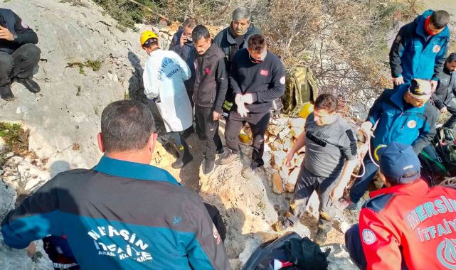 Define kazısında patlama: 1 ölü