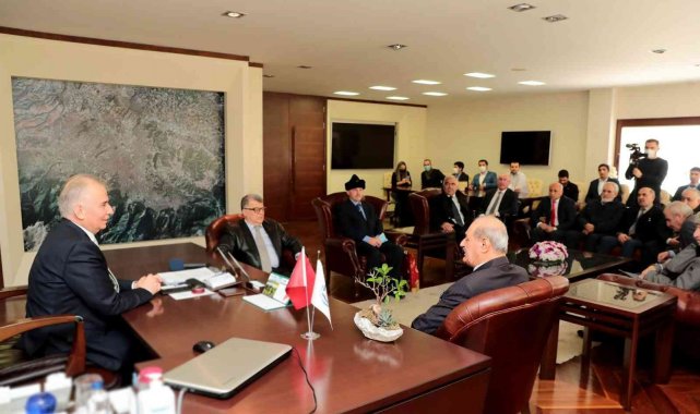 Denizli 9. Uluslararası Ege Aşıklar Bayramı öncesi aşıklardan Başkan Zolan'a ziyaret