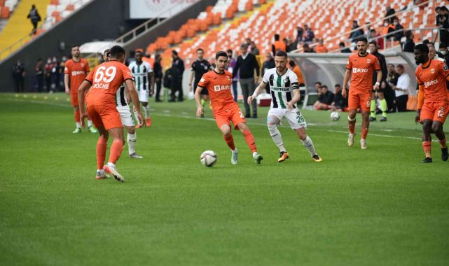 Denizlispor, Adanaspor ile golsüz berabere kaldı