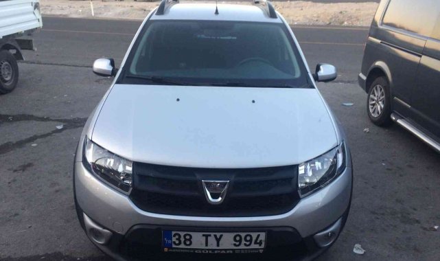 Develi&#039;de çalınan otomobiller Kayseri&#039;de bulundu