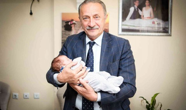 Didim'de 'Hoş Geldin Bebek' projesi ailelere mutluluk yaşatıyor