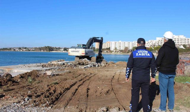 Didim&#039;de kaçak yapılar yıkılıyor