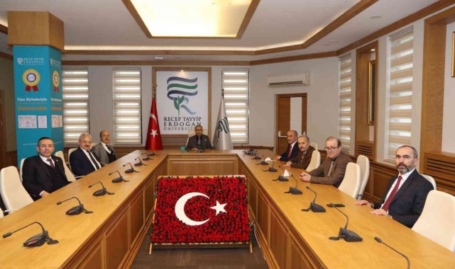 Doğu Karadeniz Bölgesinde yer alan üniversitelerin rektörleri bir araya geldi