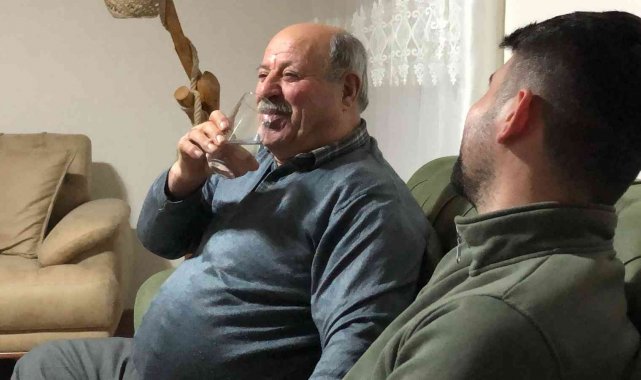 Doktorun tek bir sözü ile 40 yıldır çay ve sigara içmiyor