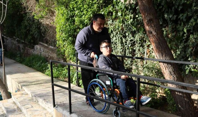 Doruk, tekerlekli sandalyesine kavuştu