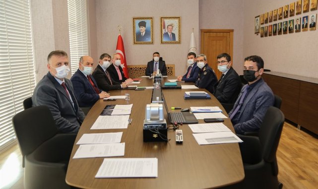 DPÜ&#039;de ışıklandırma ve alt geçit tamam