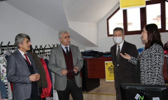 DPÜ'nün "Askıda giysi" kampanyasına destek