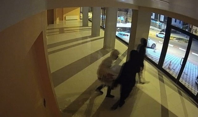 Dükkanda ilk siftahı hırsızlar yaptı, 60 kiloluk kombiyi çaldılar