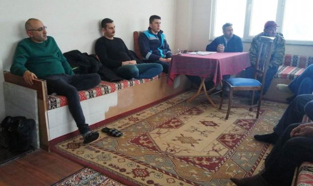 Dumlupınar'da çiftçi eğitim ve bilgilendirme toplantısı