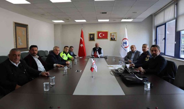 Düzce'de servis ücretleri masaya yatırıldı