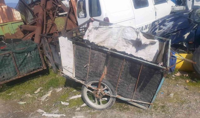 Edremit'te açıktan hırsızlıkta kullanılan at arabaları da toplandı