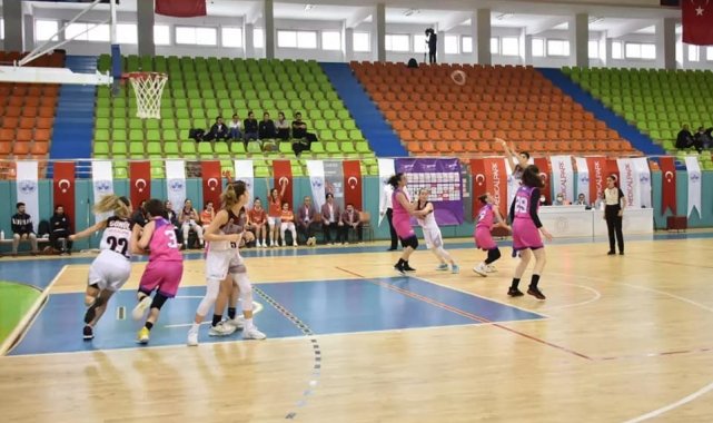 Elazığ Basketbol Kulübü, 10'da 10'la tamamladı
