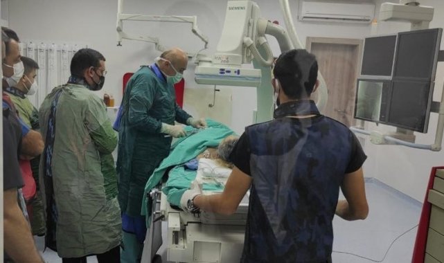 Elbistan Devlet Hastanesi'nde ilk stent uygulaması yapıldı