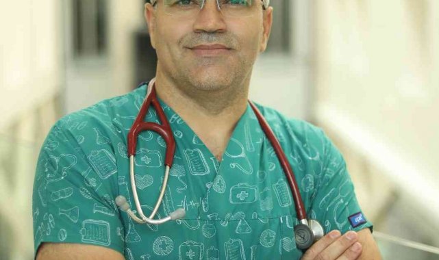 Elektronik sigara, sigaraya alıştırıyor