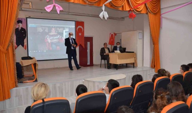 Emet'te "Milli Mücadele Gazi Emet" konulu konferans