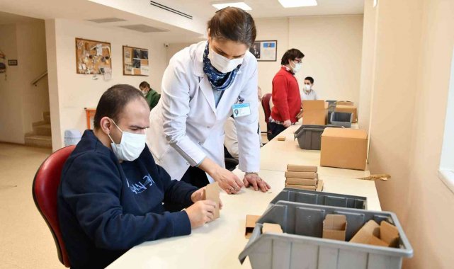 Engelli bireyler kendilerini Tepebaşı'nda ispatlıyor