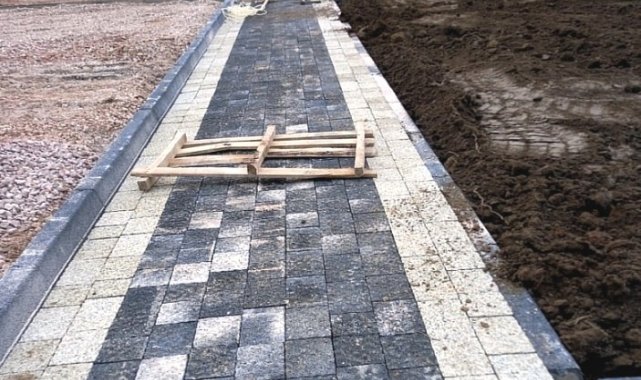 Erdek'e sahil bandı ve çay bahçeleri yapılıyor