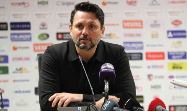 Erol Bulut: "Çalıştıklarımızı sahada iyi sergileyerek hak ettiğimiz 3 puanı aldık"
