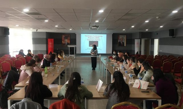 Erzincan'da "Yeni Doğan Canlandırma" eğitimi başladı
