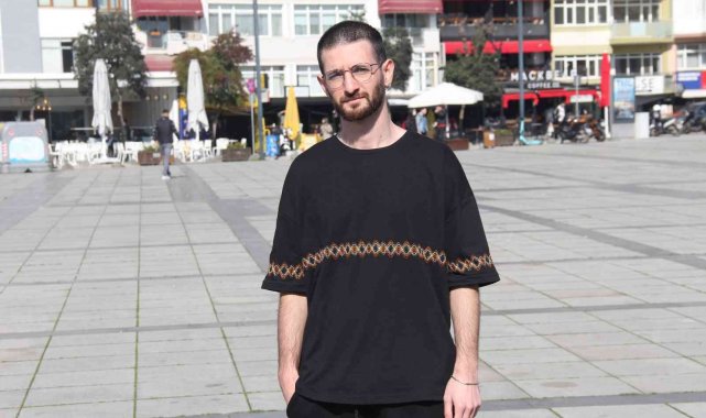 Eşofman giydiği için bilet ücretini ödediği konsere alınmadı