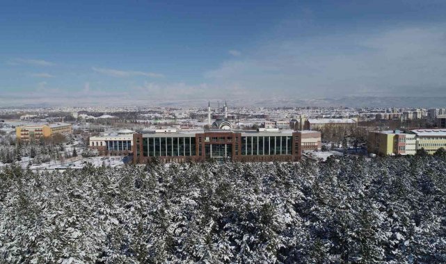 ESOGÜ dünya sıralamaları listelerinde