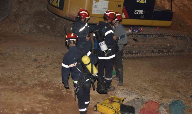 Fas'ta 32 metre derinliğindeki kuyuda mahsur kalan çocuk 5 gün sonra çıkarıldı