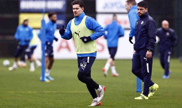 Fenerbahçe, Başakşehir maçı hazırlıklarını sürdürdü