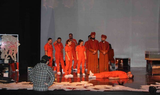 Film tadında gerilim dolu oyun izleyicilerin nefeslerini kesecek