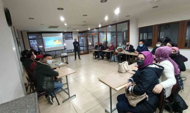 Fotoğraf çekme sanatının inceliklerini öğreniyorlar