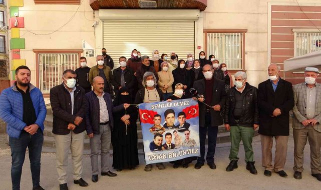 Gara şehitlerinin acısı hafızalarda: Evlat nöbeti tutan aileler, şehitleri unutmadı