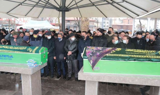 Gazeteci Akyürek'in anne acısı