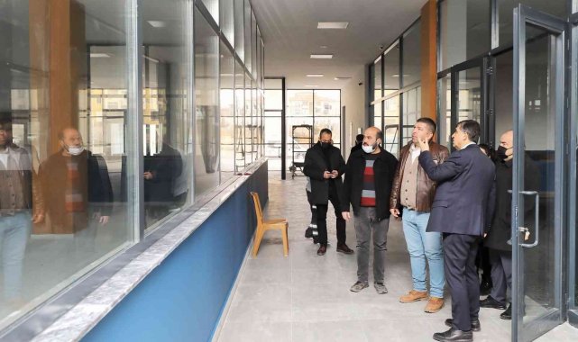 Gaziler Pazaryeri ve Gençlik Kütüphanesi tamamlandı