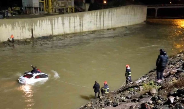 Giresun'da dereye uçan aracın sürücüsü alkollü çıktı