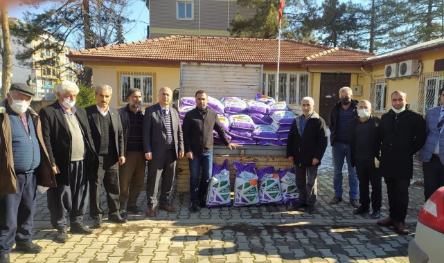 Gölbaşı&#039;nda çiftçilere Macar Fiği tohumu dağıtıldı