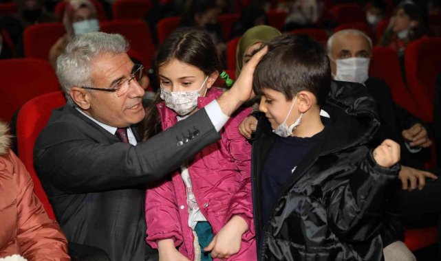 Güder: "Önceliğimiz insanımızın gönüllerini fethetmektir"