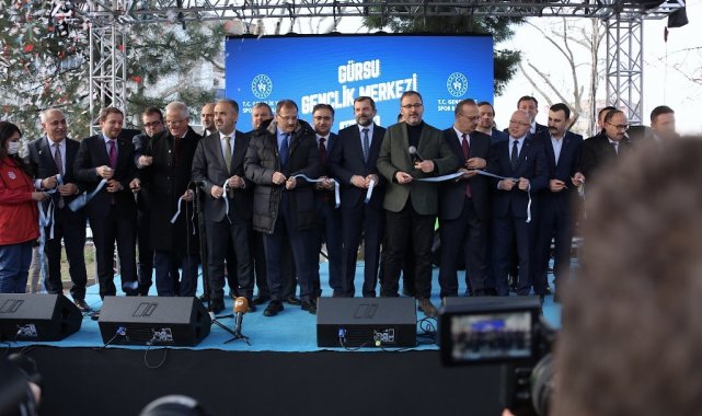 Gürsu Gençlik Merkezi&#039;ne coşkulu açılış