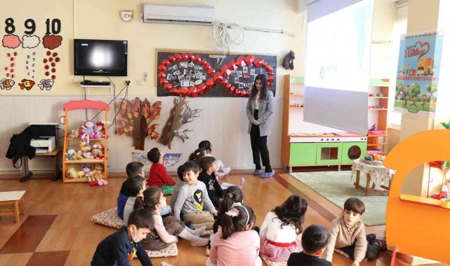 Haliliye&#039;de öğrencilere geri dönüşüm bilinci aşılanıyor