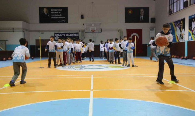 Haliliyeli gençlerden spora yoğun ilgi