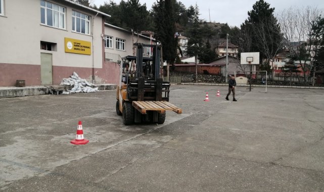 Hanönü'de 'forklift operatörlüğü' kursu açıldı