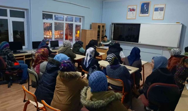 Hanönü'de 'hasta ve yaşlı bakım' kursiyerleri sertifikalarını aldı