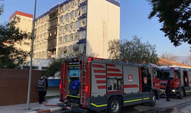 Hastanede korkutan yangın