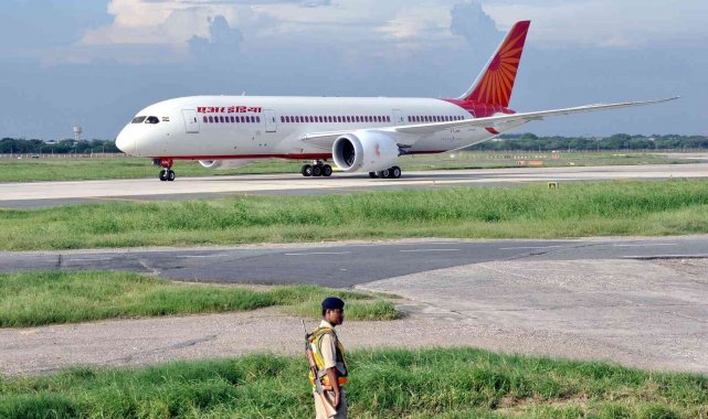 Hindistan, Ukrayna'daki vatandaşlarını tahliye ediyor