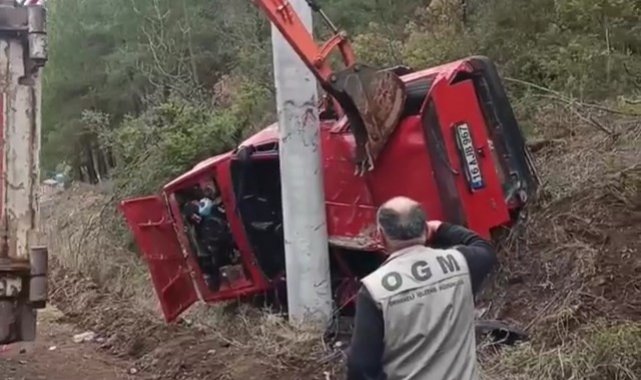 Hurdaya dönen otomobilden sağ kurtuldu