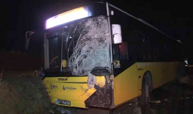 İETT otobüsüyle servis aracı çarpıştı: 3 yaralı