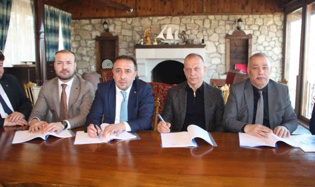 İlk toplu sözleşmede yüzde 87'lik rekor zamma imza attılar